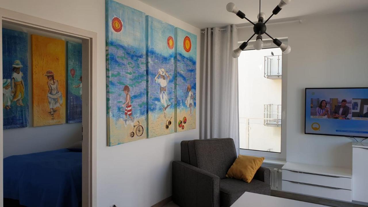 Impresja 42 Apartament Z Garazem Kołobrzeg Buitenkant foto