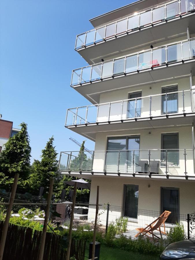 Impresja 42 Apartament Z Garazem Kołobrzeg Buitenkant foto