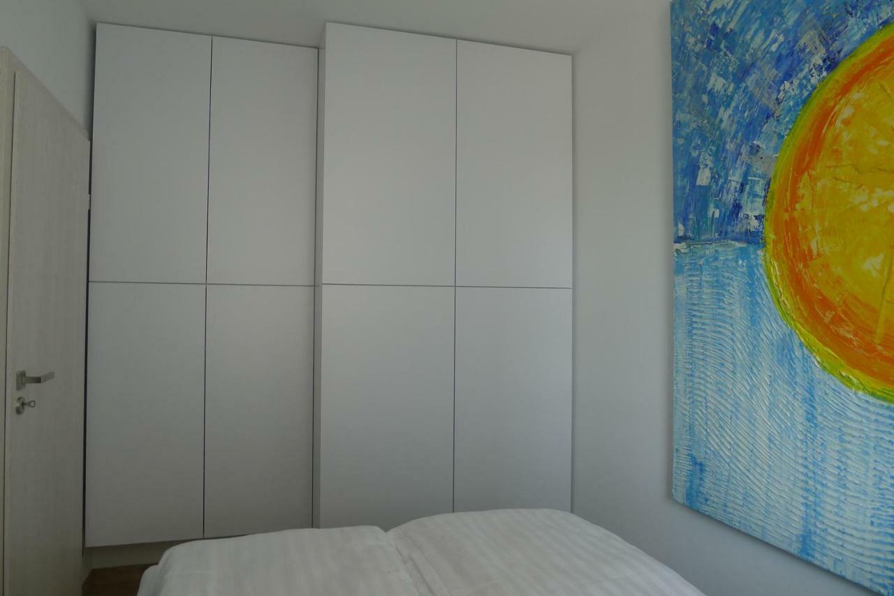 Impresja 42 Apartament Z Garazem Kołobrzeg Buitenkant foto