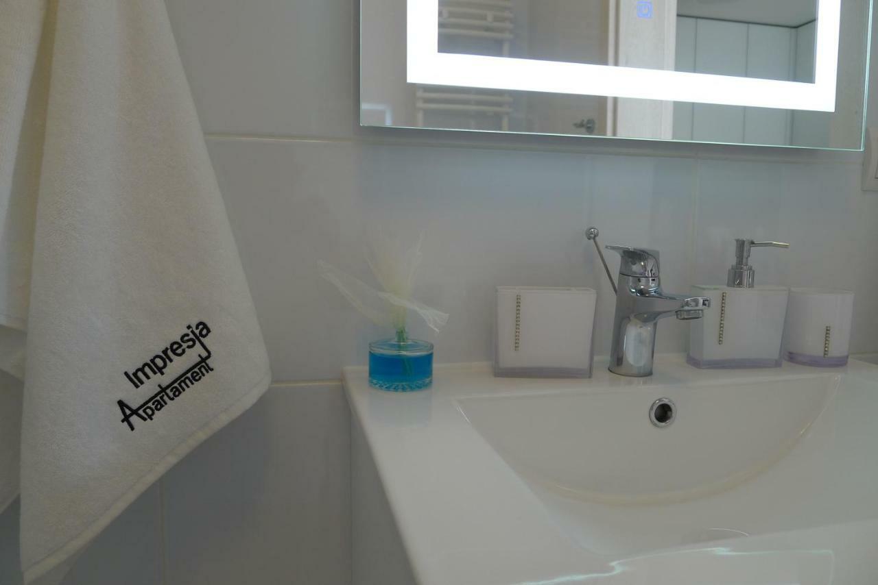 Impresja 42 Apartament Z Garazem Kołobrzeg Buitenkant foto