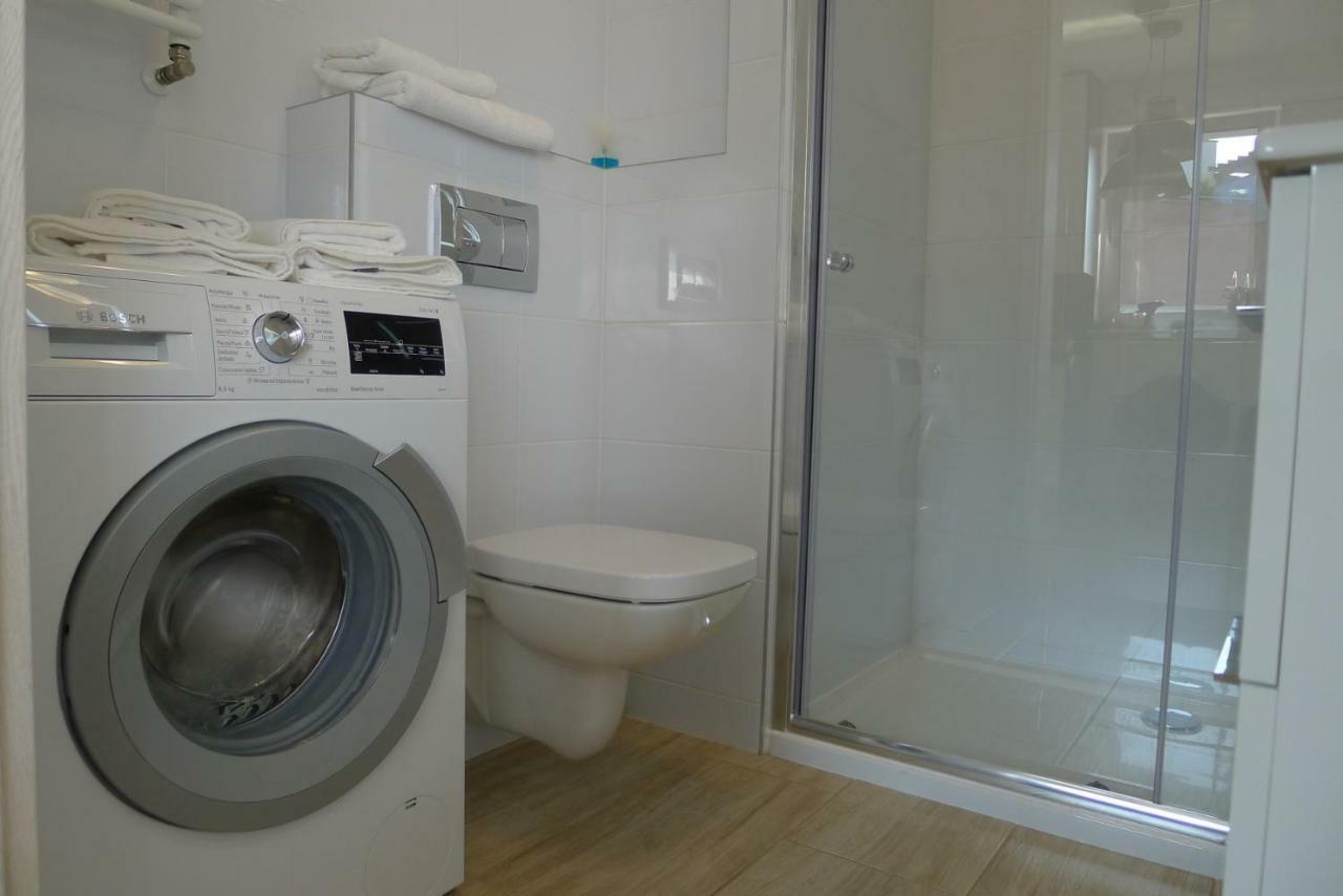 Impresja 42 Apartament Z Garazem Kołobrzeg Buitenkant foto