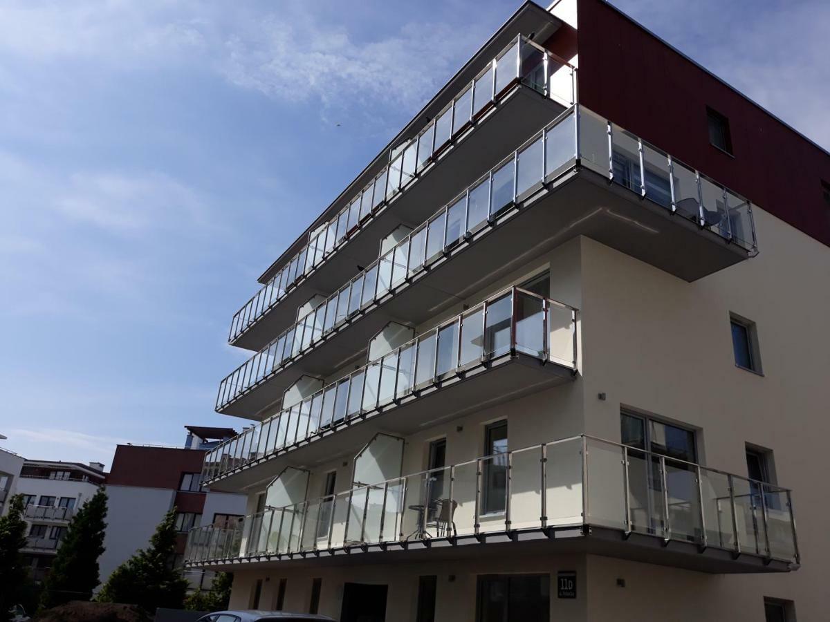 Impresja 42 Apartament Z Garazem Kołobrzeg Buitenkant foto