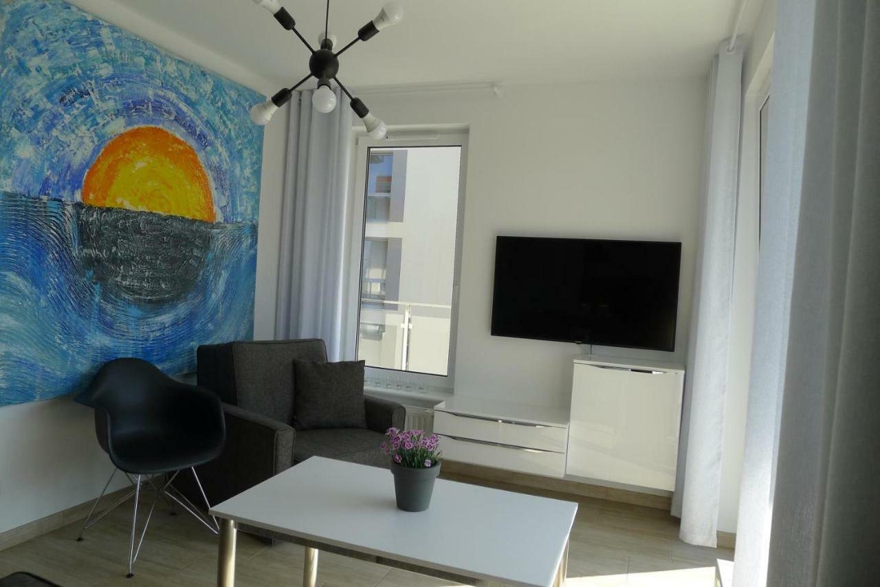 Impresja 42 Apartament Z Garazem Kołobrzeg Buitenkant foto