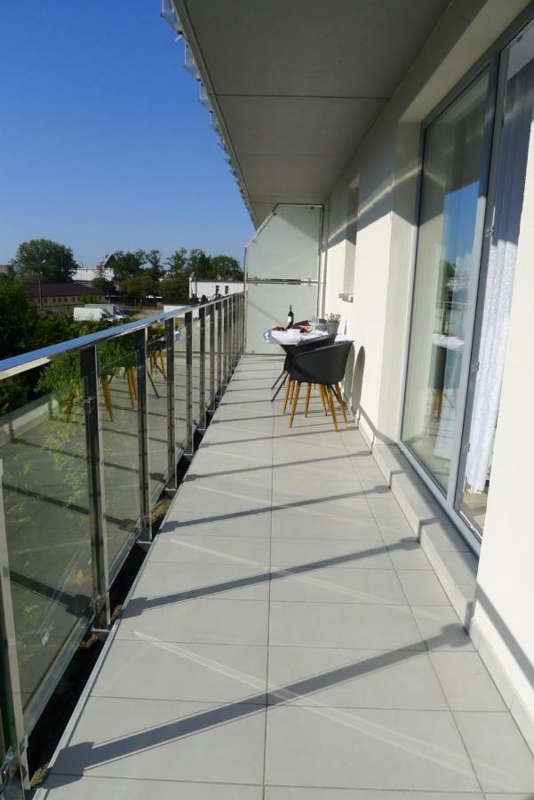 Impresja 42 Apartament Z Garazem Kołobrzeg Buitenkant foto
