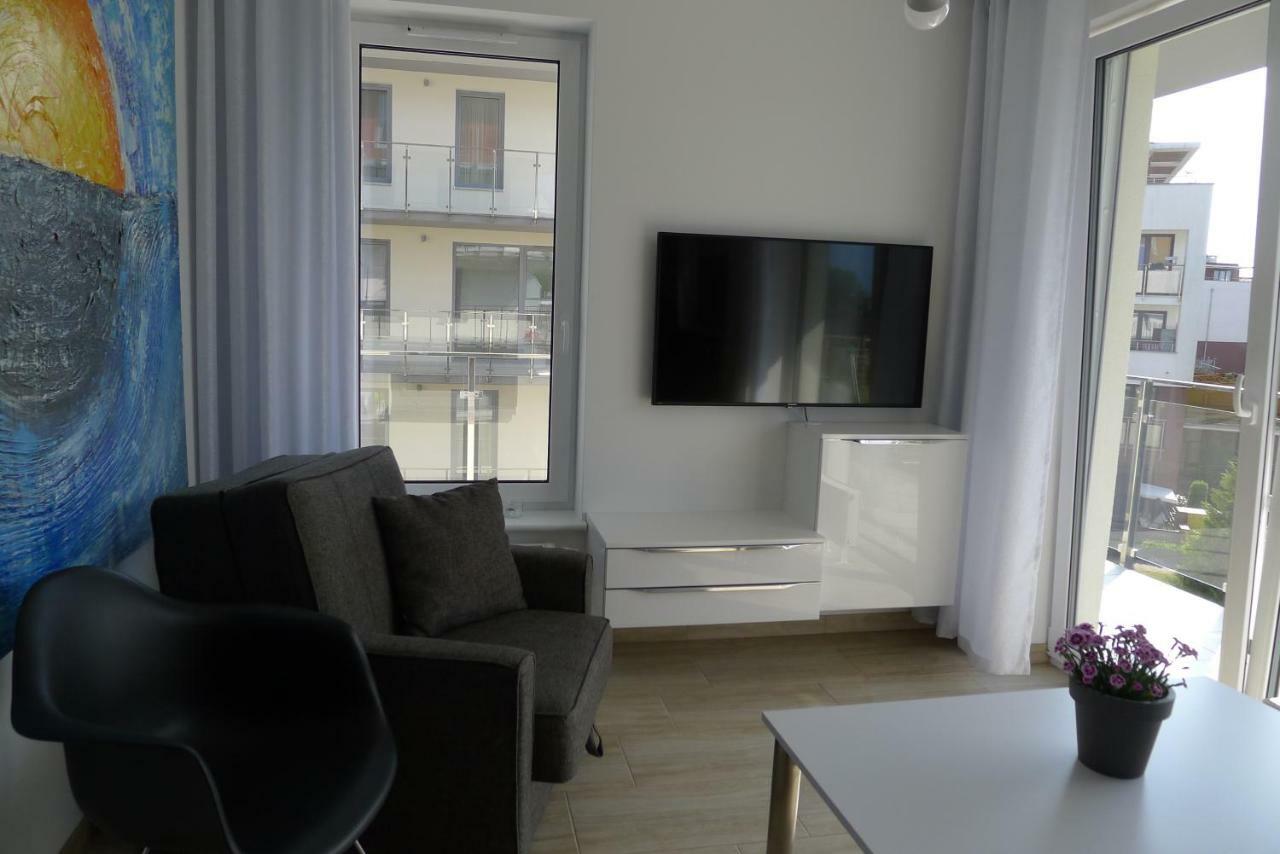 Impresja 42 Apartament Z Garazem Kołobrzeg Buitenkant foto
